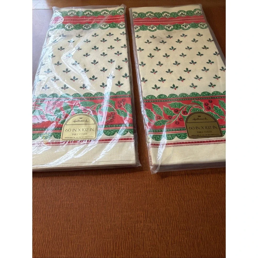 2 NOS Hallmark Christmas Paper Table Covers 60